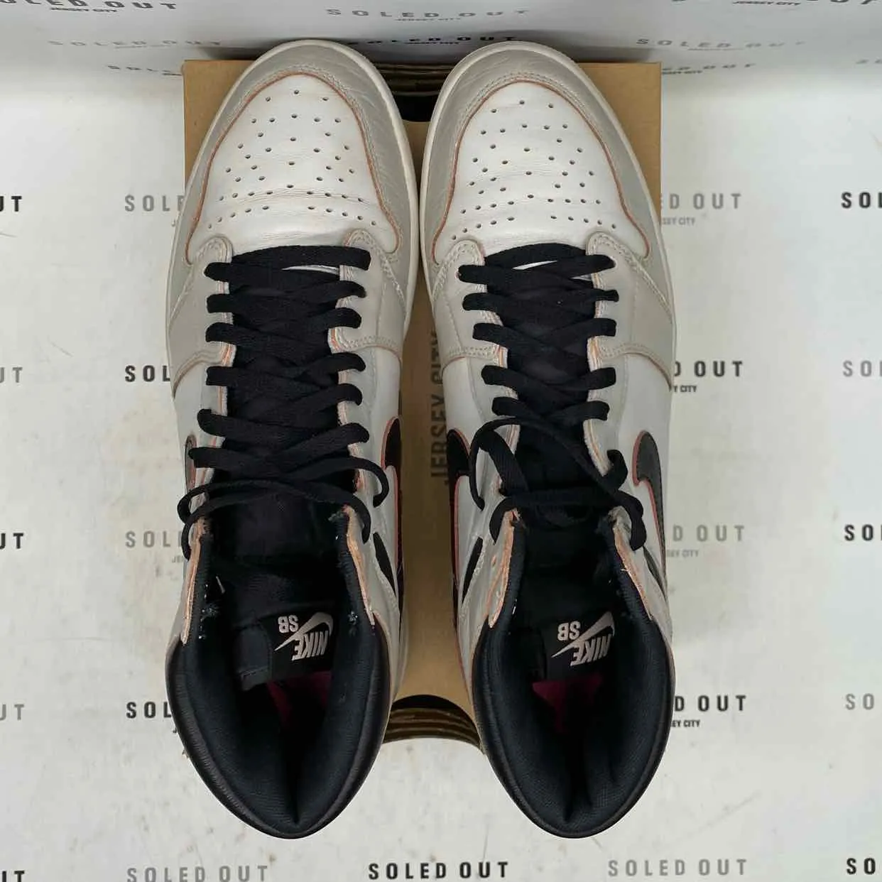 Air Jordan 1 Retro High OG "Nyc To Paris" 2020 Used Size 13