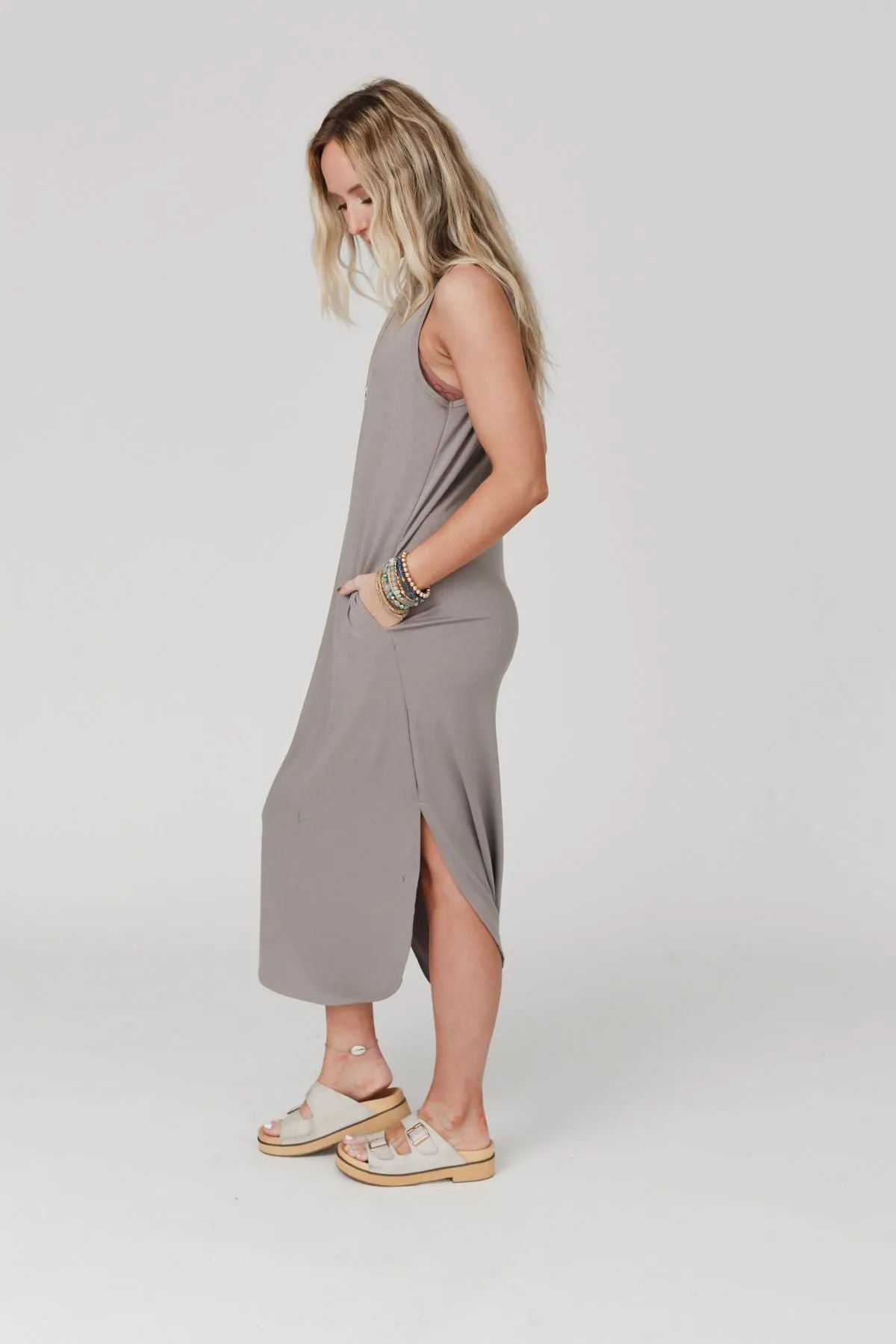 Cassie Sleeveless Pocket Maxi Dress - Coco