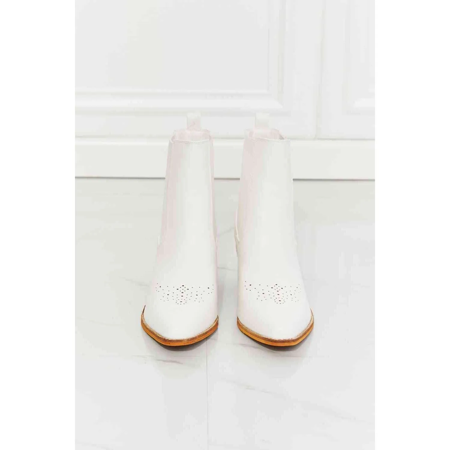 MMShoes Love the Journey Stacked Heel Chelsea Boot in White