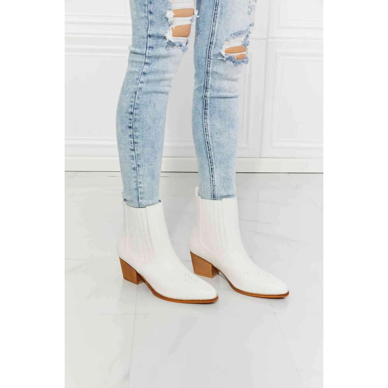 MMShoes Love the Journey Stacked Heel Chelsea Boot in White