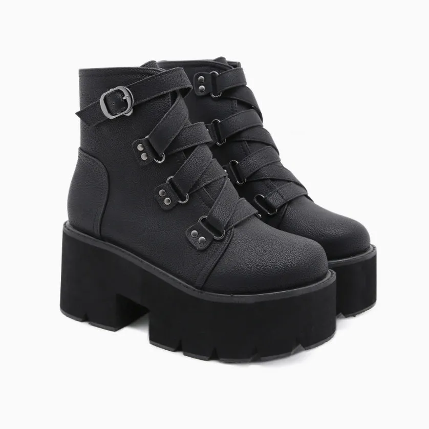 Punk Lug Sole Buckle Strap Chunky Heel Platform Boots - Black