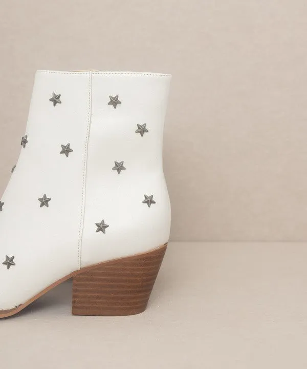 Star Studded Western Boots // WHITE OR BLACK