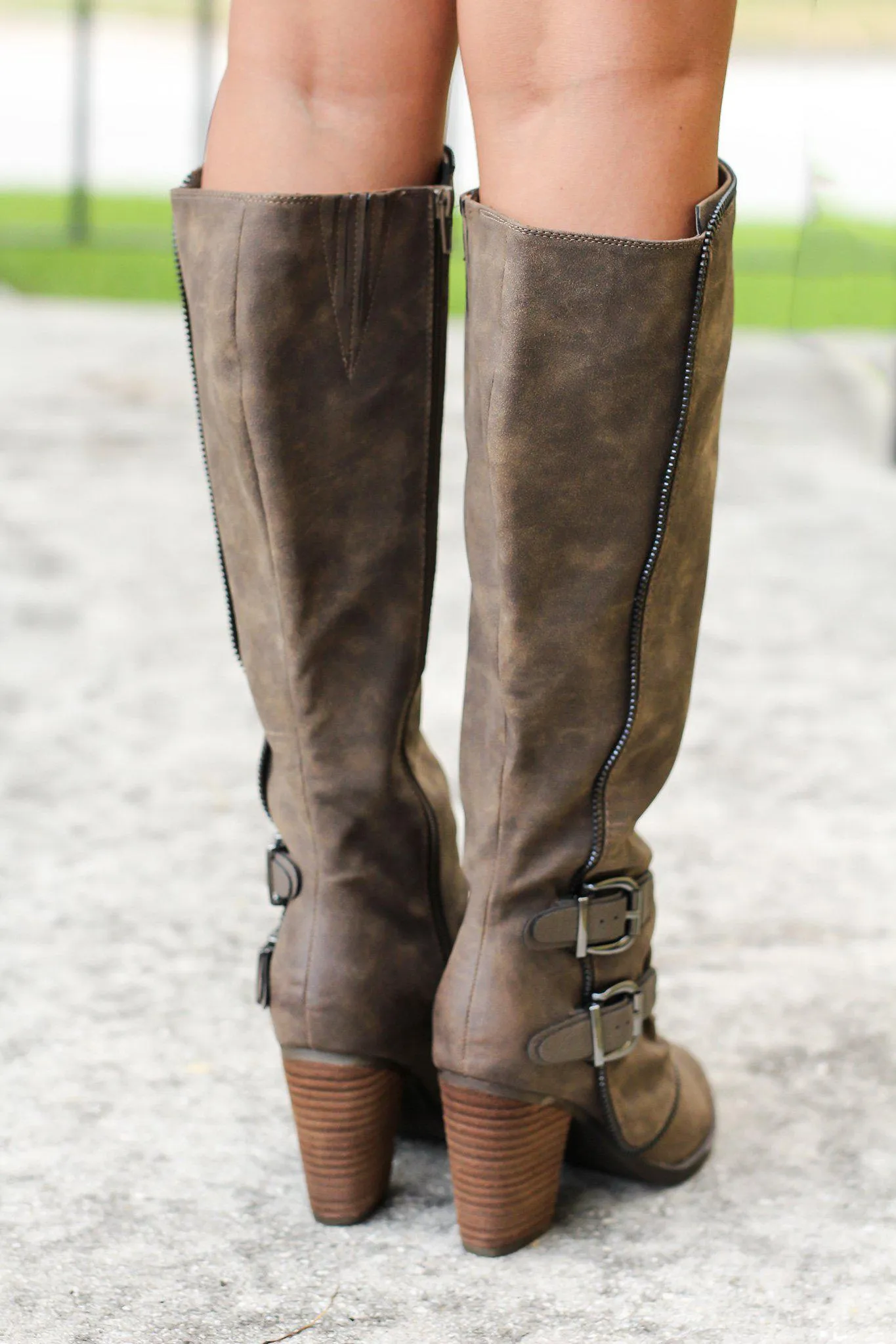 Volcan Taupe Boots